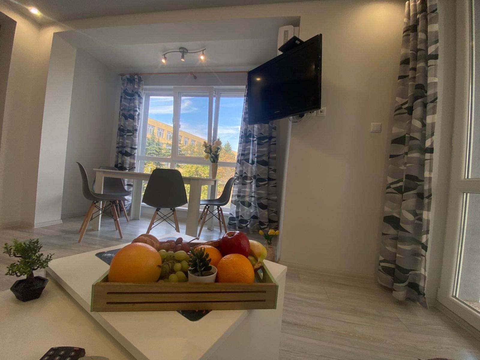 Уютен Нов Апартамент - Стара Загора С Две Спални Stara Zagora Exterior foto